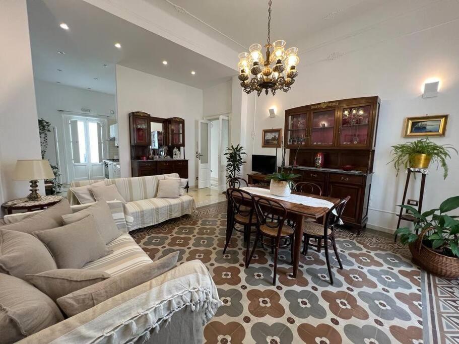 Lux Domus Apartment Bari Ngoại thất bức ảnh