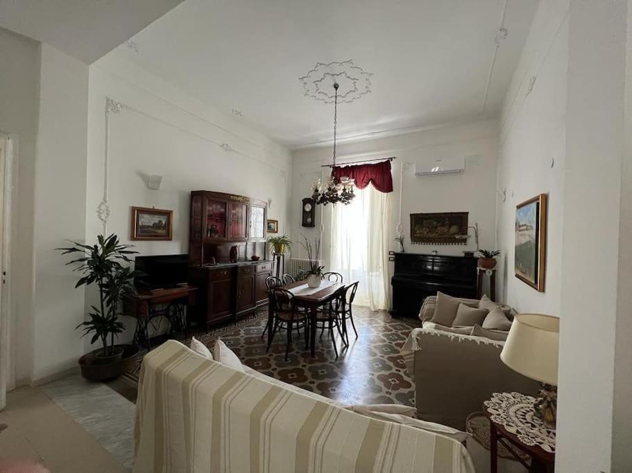 Lux Domus Apartment Bari Ngoại thất bức ảnh