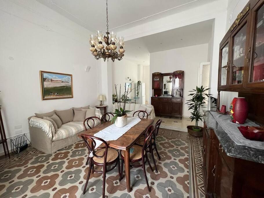 Lux Domus Apartment Bari Ngoại thất bức ảnh